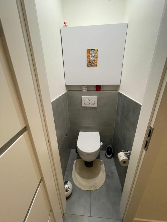 We Apartment - Close To The Center & City View, Self Check-In 24H Banská Bystrica Buitenkant foto